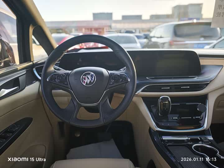 Фото 7 - Buick GL8 ES