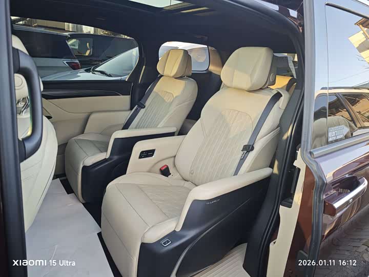 Фото 8 - Buick GL8 ES