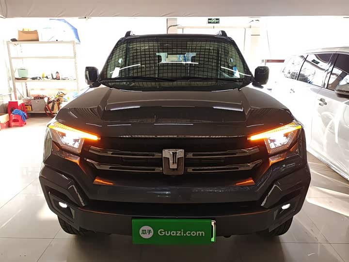 Фото 3 - Tank 400 Hybrid