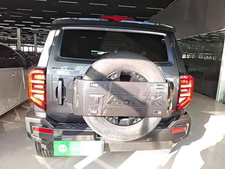 Фото 6 - Tank 400 Hybrid