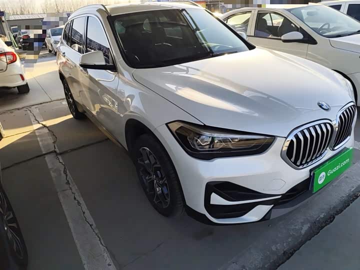 Фото 4 - BMW X1