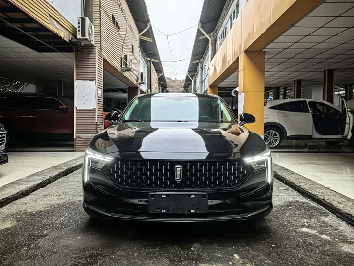 Фото 2 - Bestune B70