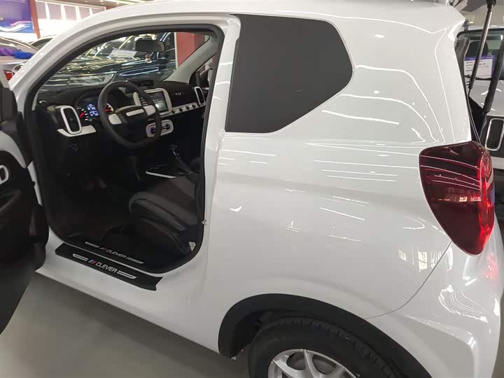 Фото 5 - Roewe Clever