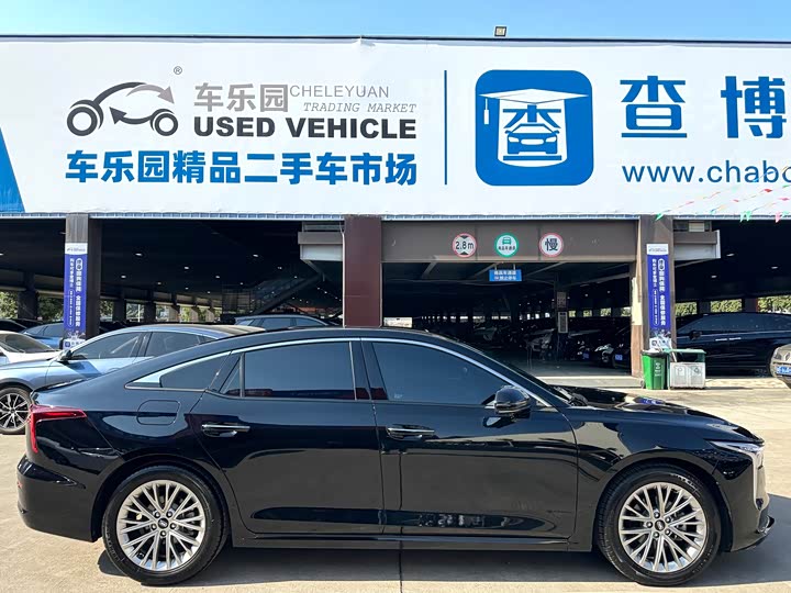 Фото 8 - Bestune B70