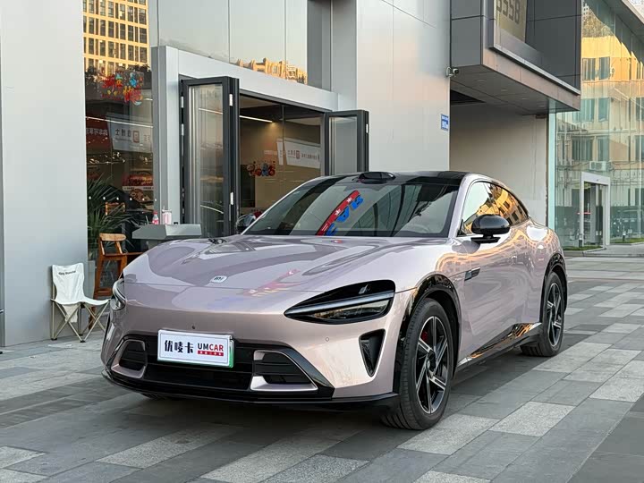 Фото 1 - Xiaomi YU7