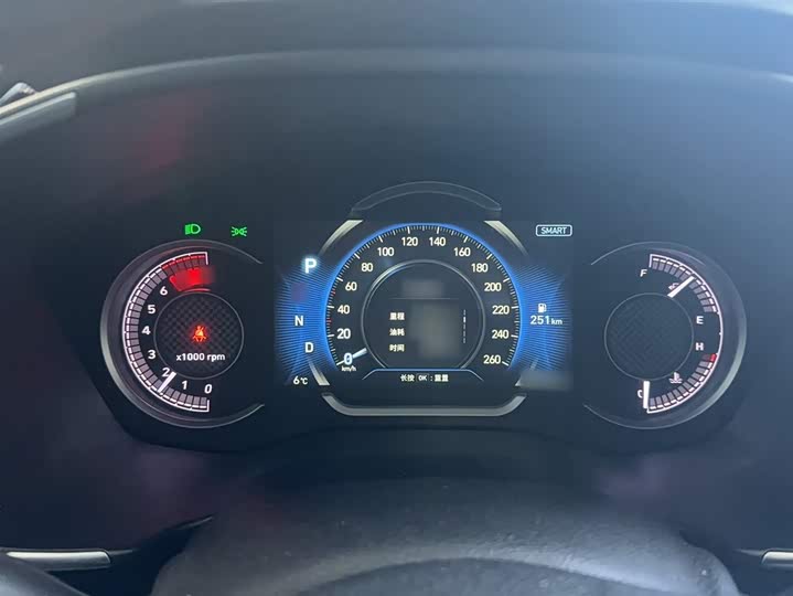 Фото 4 - Hyundai Santa Fe