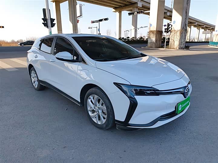 Фото 4 - Buick Velite 6