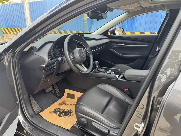 Фото 4 - Mazda 3 (Axela)