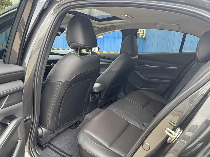 Фото 5 - Mazda 3 (Axela)