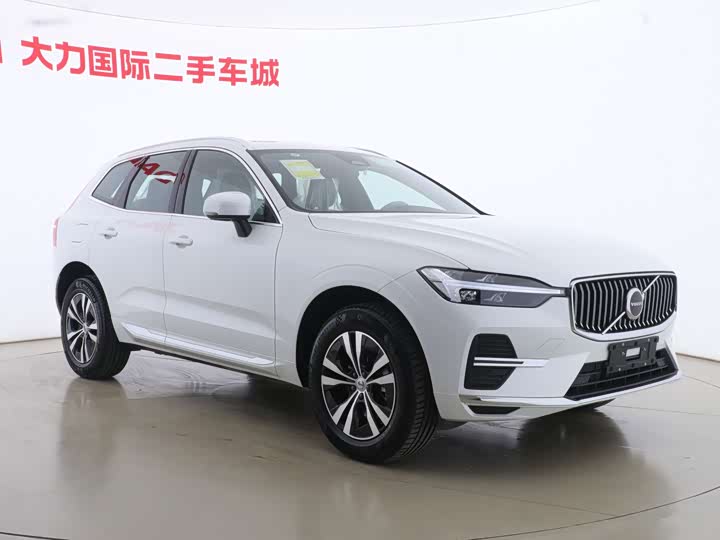 Фото 3 - Volvo XC60