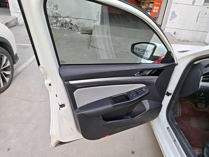 Фото 5 - Volkswagen Bora