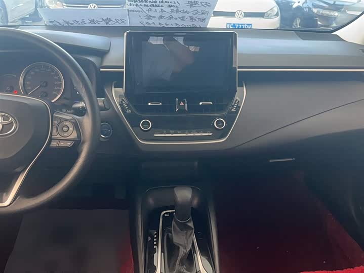 Фото 6 - Toyota Corolla