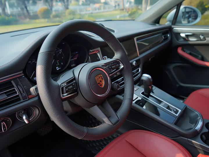 Фото 7 - Porsche Macan