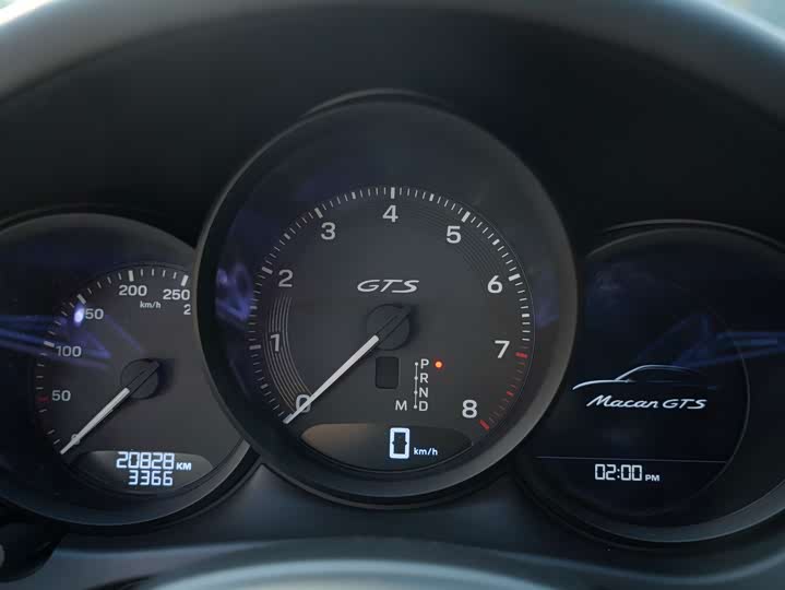 Фото 8 - Porsche Macan