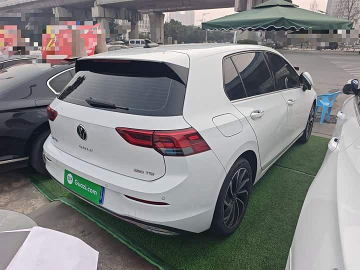 Фото 7 - Volkswagen Golf