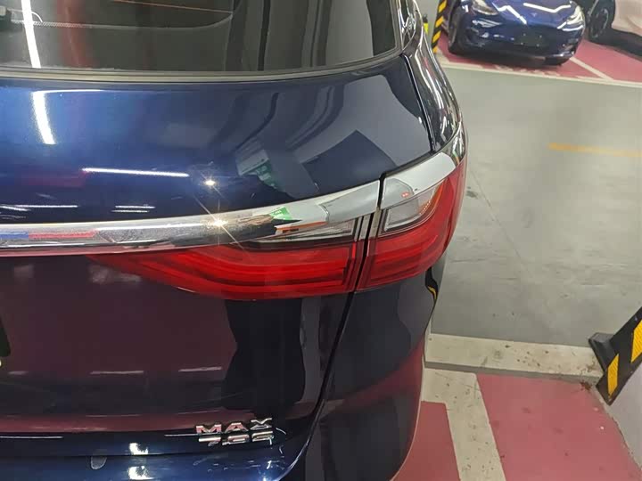 Фото 8 - BYD Song Max Hybrid