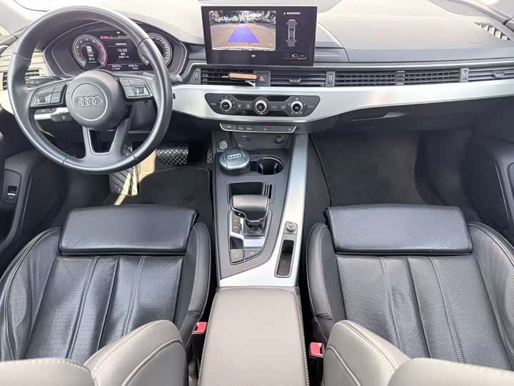 Фото 9 - Audi A4L