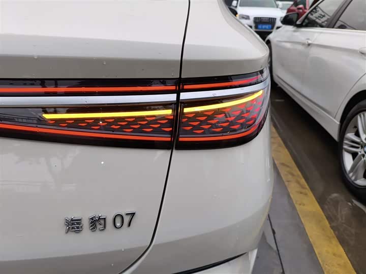 Фото 8 - BYD Seal 07 DM-i Hybrid