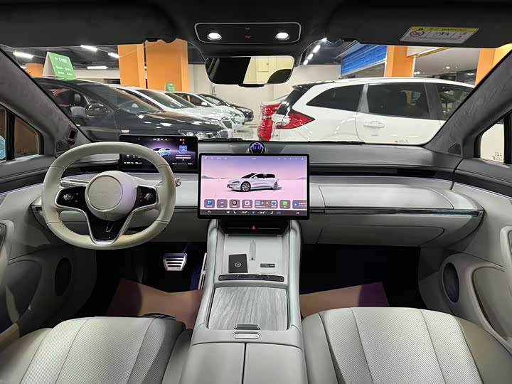 Фото 4 - Luxeed S7