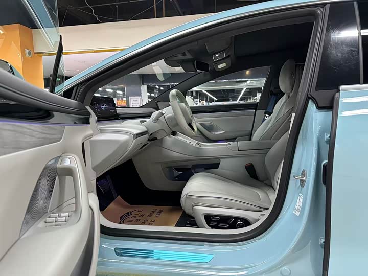 Фото 5 - Luxeed S7