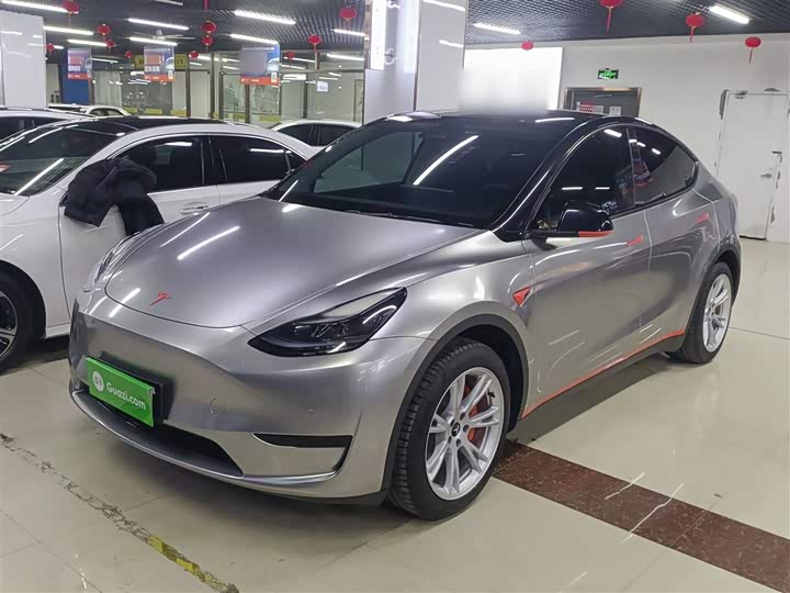 Фото 2 - Tesla Model Y