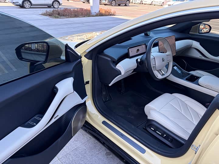 Фото 3 - Nio ET5