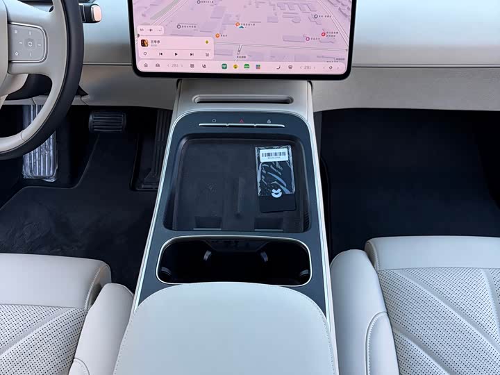 Фото 7 - Nio ET5