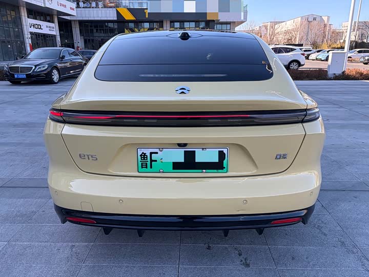 Фото 9 - Nio ET5