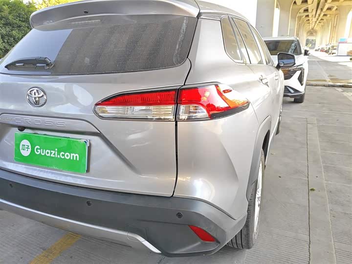 Фото 8 - Toyota Corolla Cross