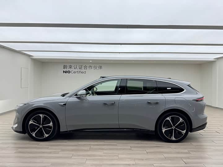 Фото 6 - Nio ET5T