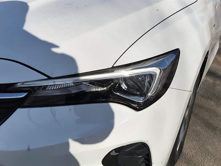 Фото 5 - Buick Verano