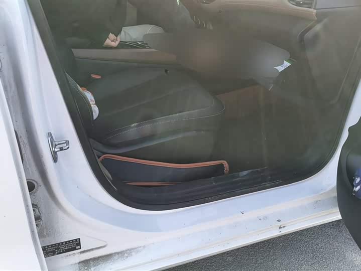 Фото 8 - Buick Verano