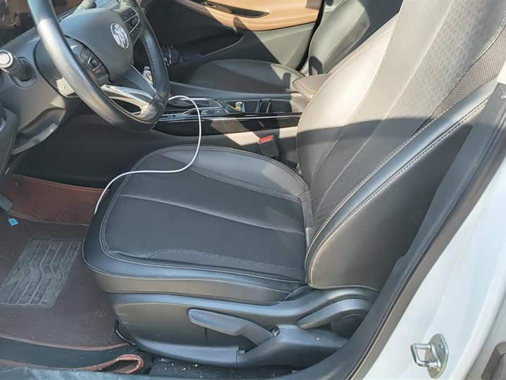 Фото 9 - Buick Verano