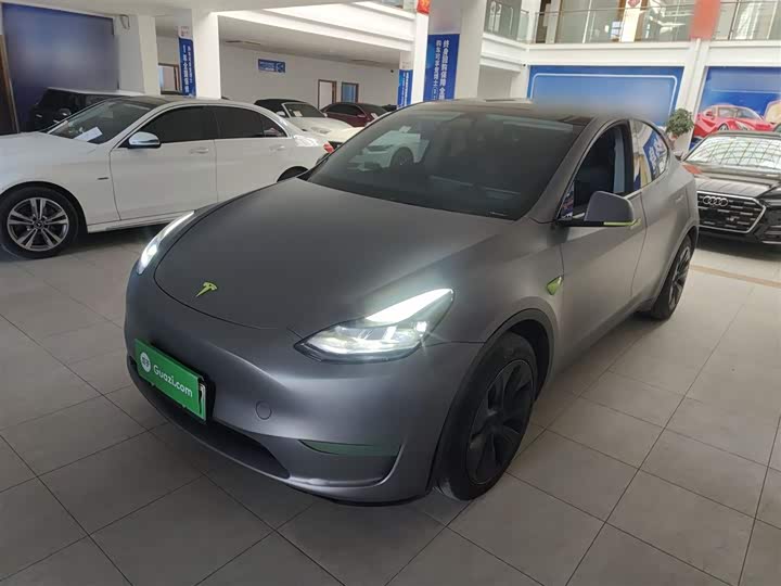 Фото 1 - Tesla Model Y