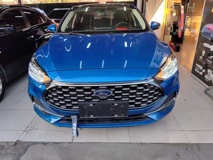 Фото 3 - Ford Focus