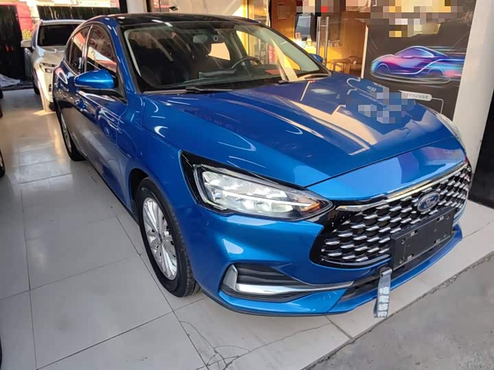 Фото 4 - Ford Focus