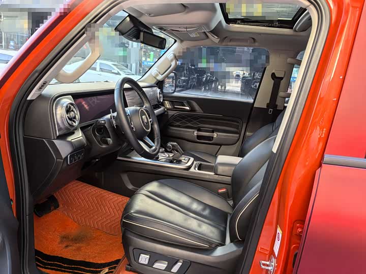 Фото 7 - Tank 300