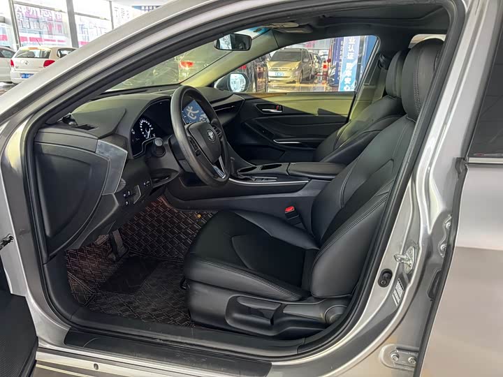 Фото 7 - Toyota Avalon