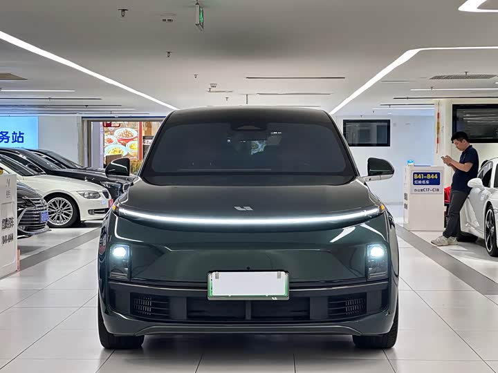 Фото 2 - LiXiang L9