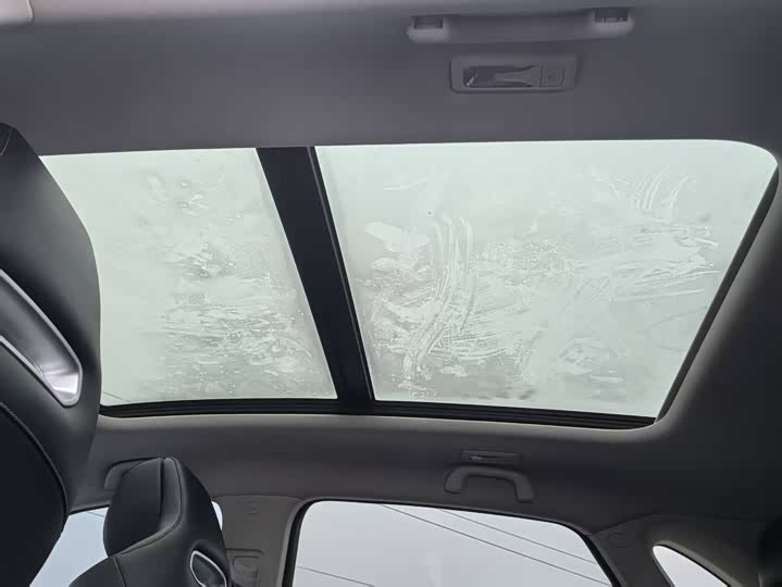 Фото 8 - Changan UNI-K