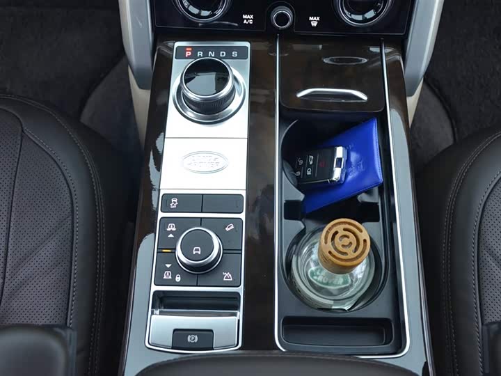 Фото 9 - Land Rover Range Rover