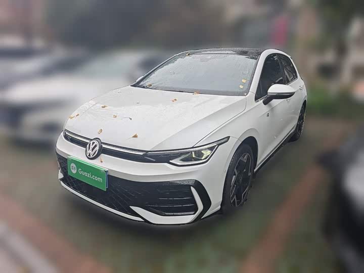 Фото 2 - Volkswagen Golf