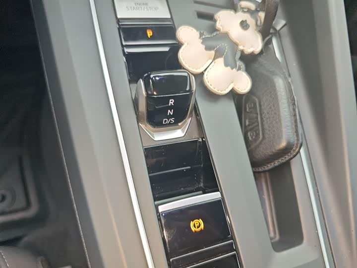 Фото 7 - Volkswagen Golf