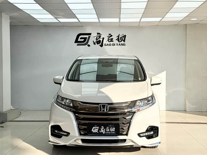 Фото 2 - Honda Odyssey