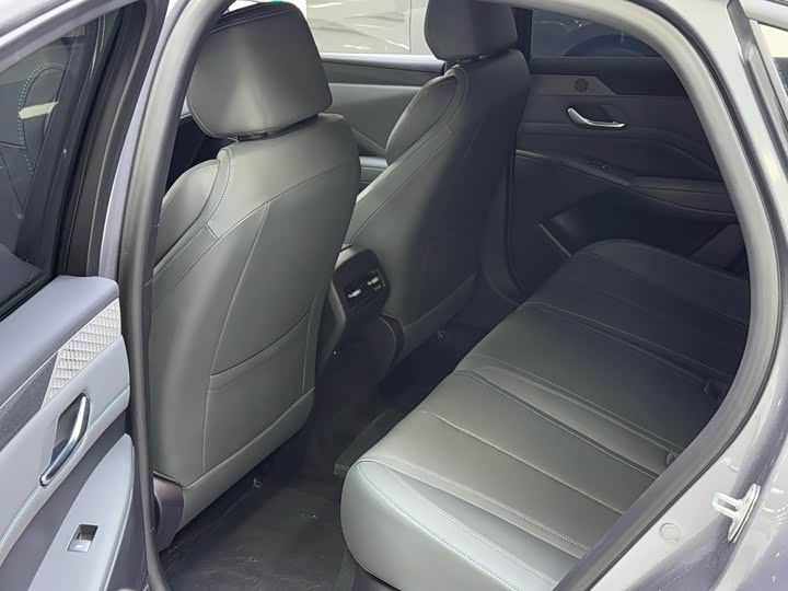 Фото 6 - BYD Qin Plus