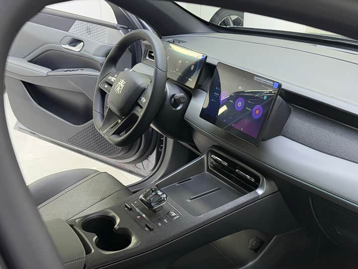 Фото 7 - BYD Qin Plus