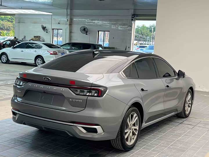 Фото 7 - Ford Mondeo