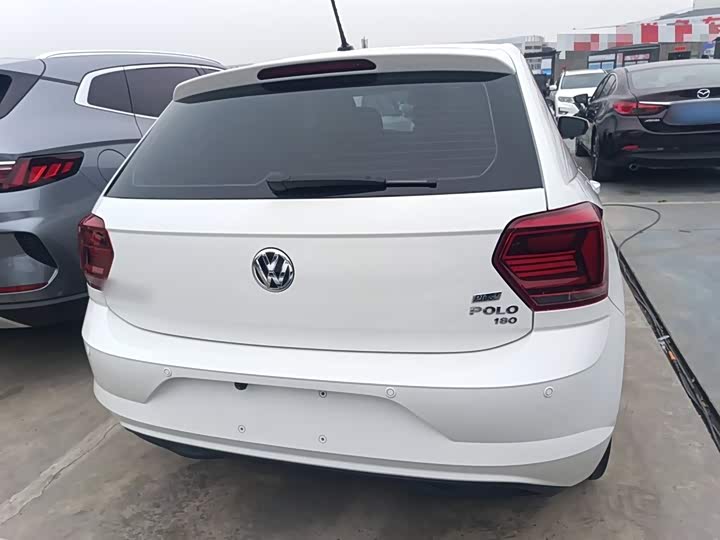 Фото 6 - Volkswagen Polo