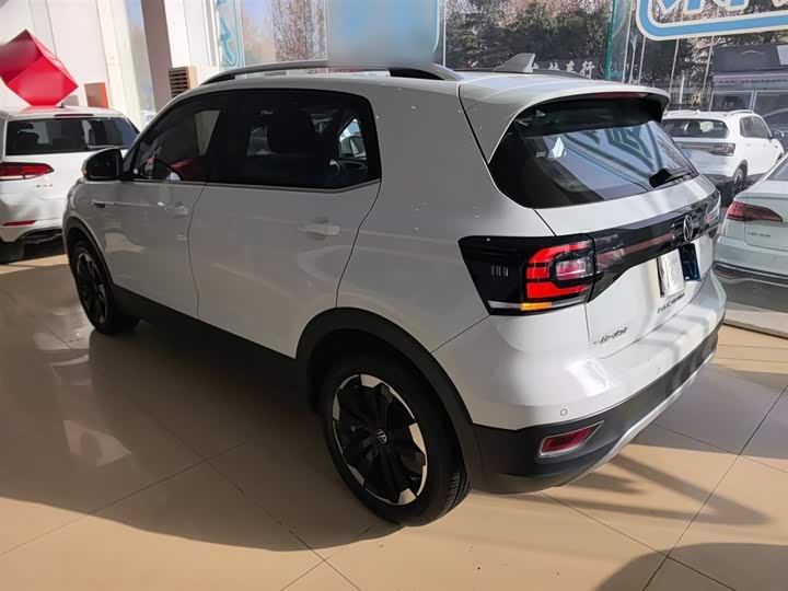 Фото 5 - Volkswagen Tacqua