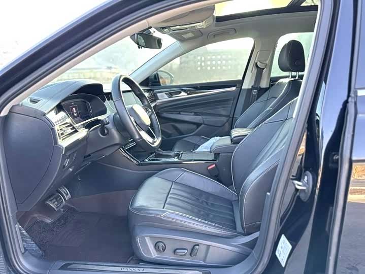 Фото 4 - Volkswagen Passat